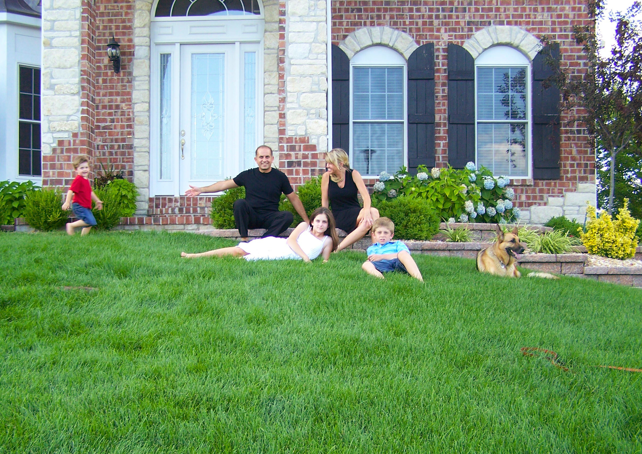 Happy family enjoying disruption-free home makeovers